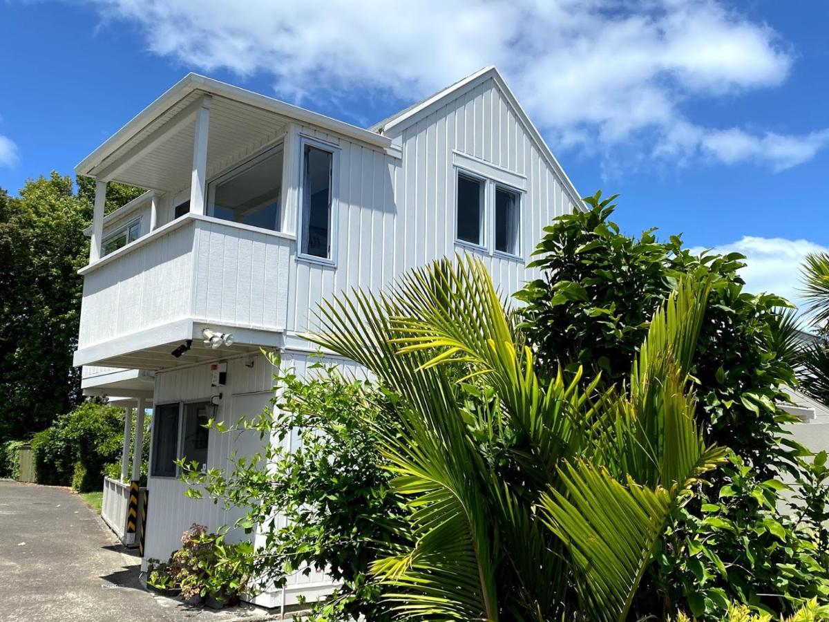 Chamberlain House - 3 Bedroom House By Manly Beach Auckland Extérieur photo